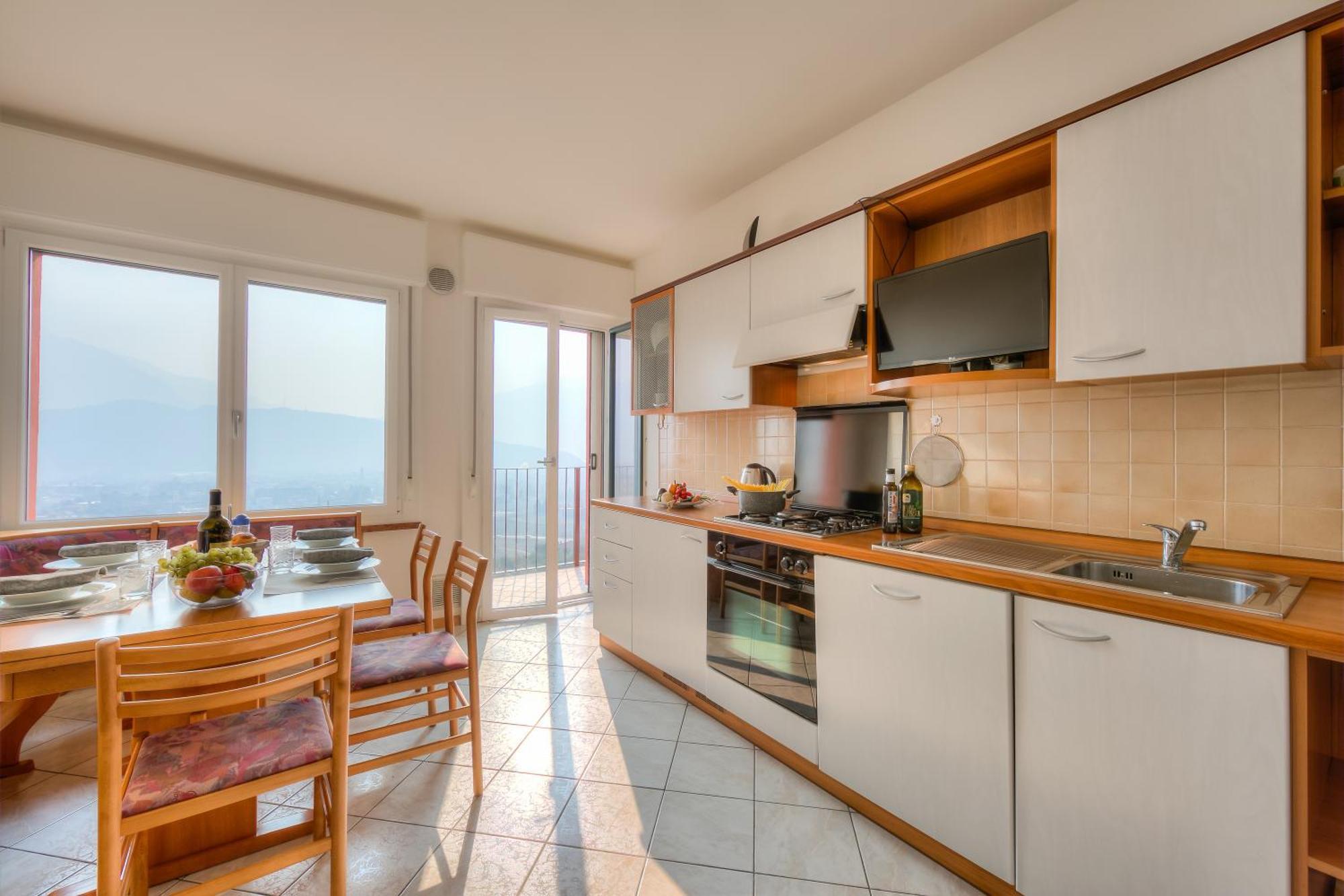 Lake View Dom-Us Apartment - Happy Rentals Riva del Garda Exteriör bild