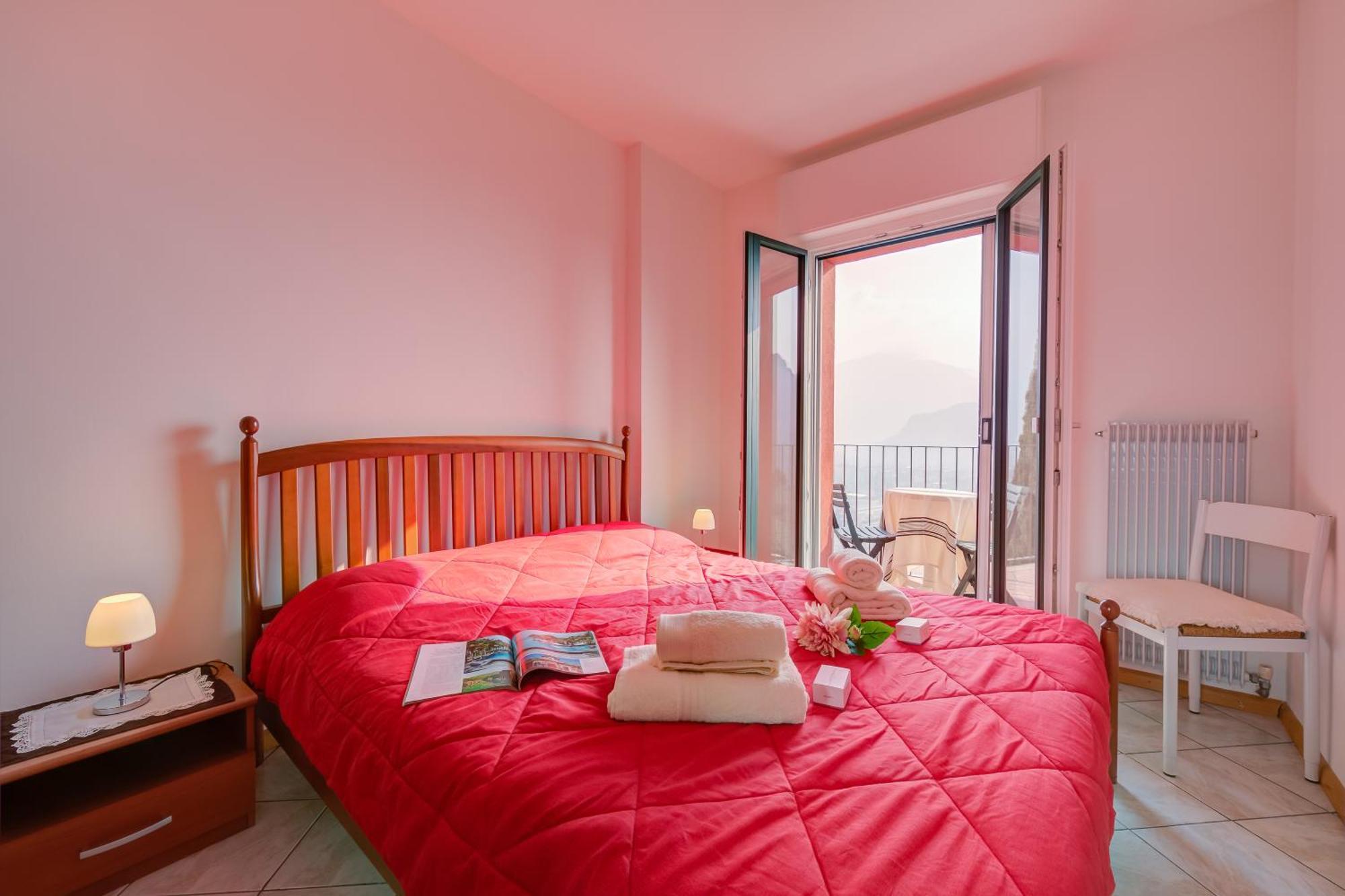 Lake View Dom-Us Apartment - Happy Rentals Riva del Garda Exteriör bild