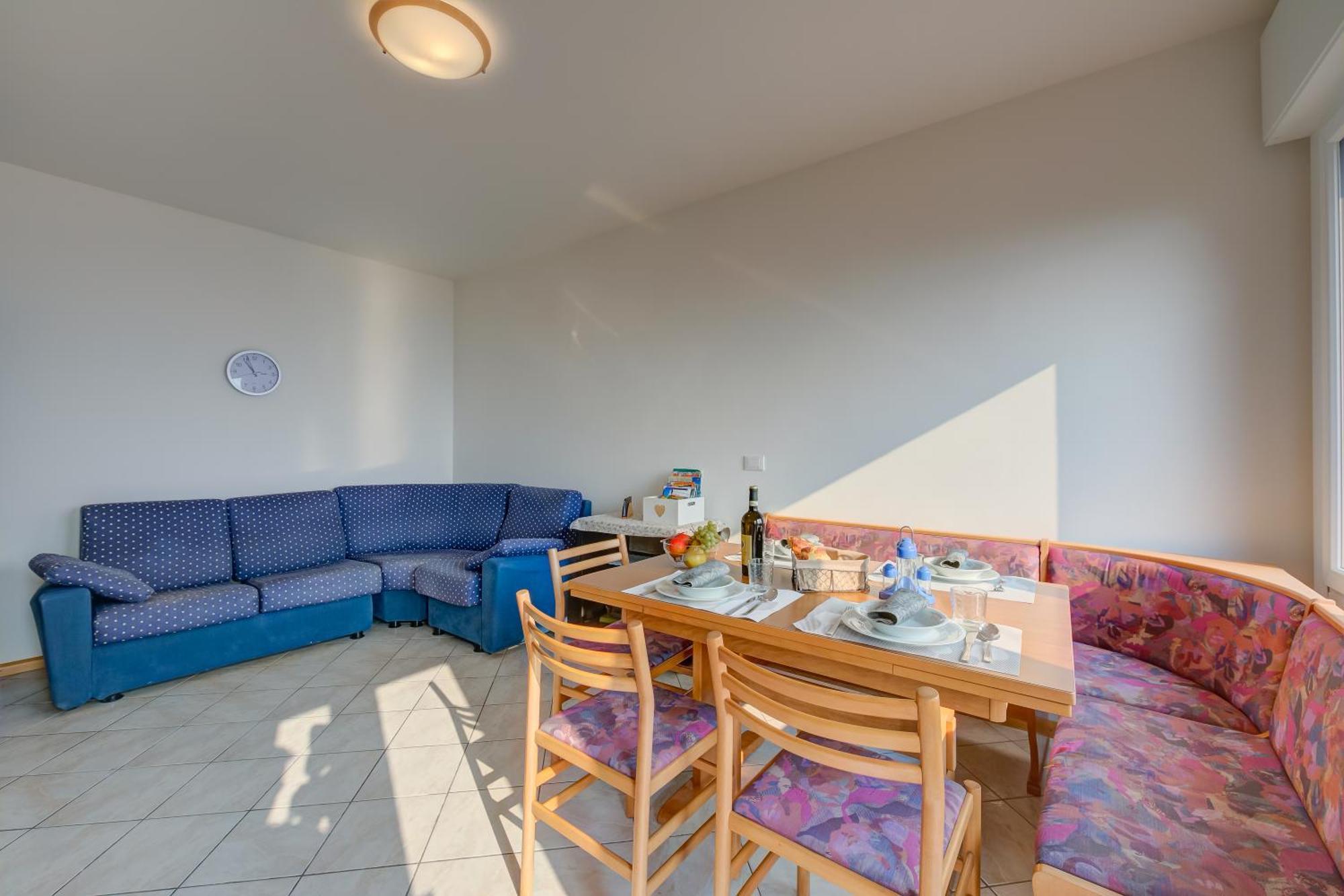 Lake View Dom-Us Apartment - Happy Rentals Riva del Garda Exteriör bild