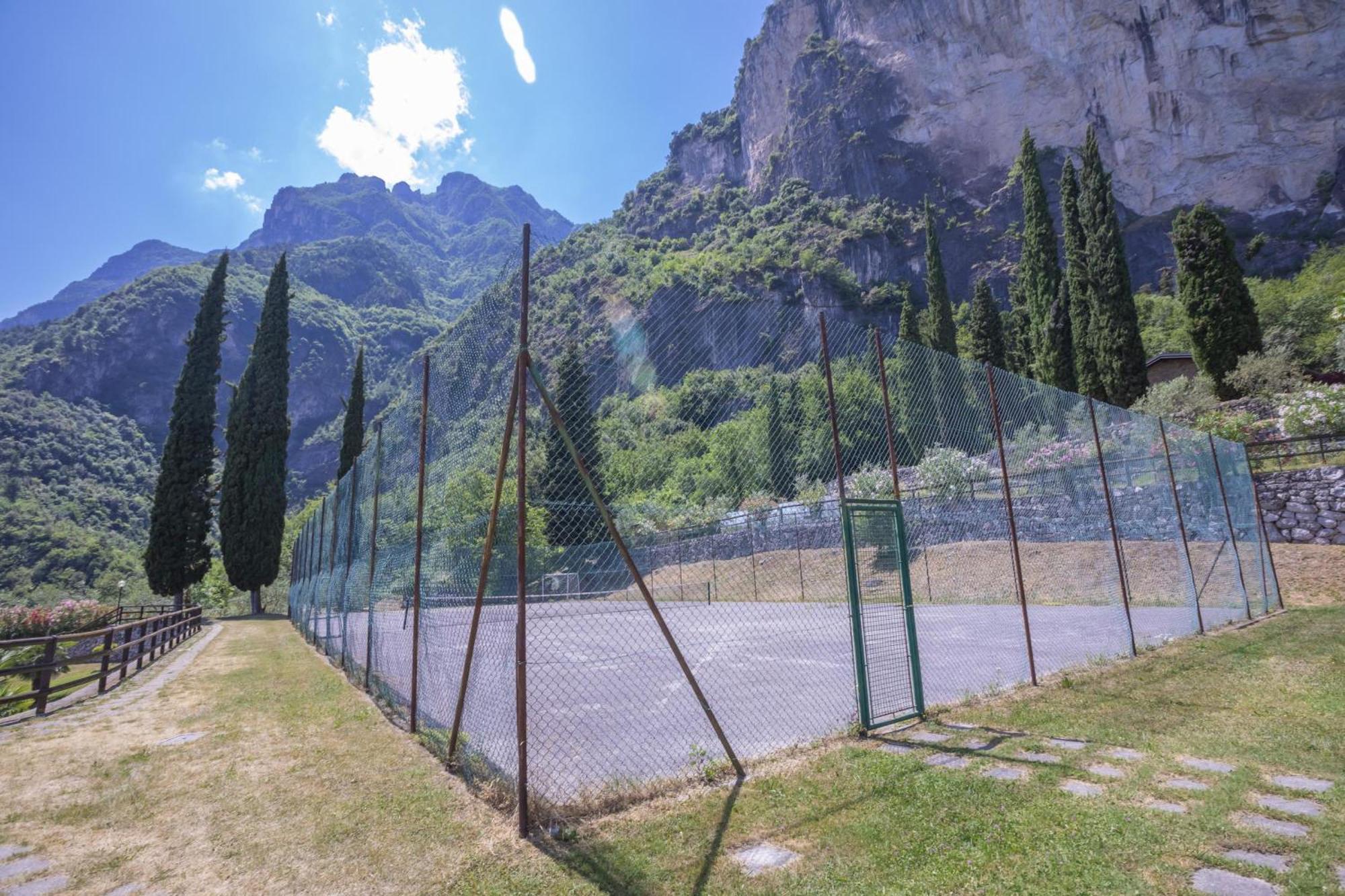 Lake View Dom-Us Apartment - Happy Rentals Riva del Garda Exteriör bild
